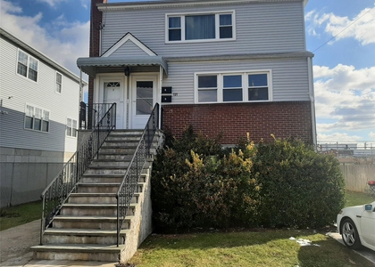 121 Nassau Lane - Photo 1