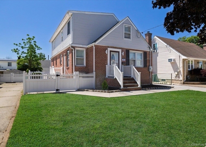 191 Raff Avenue - Photo 1