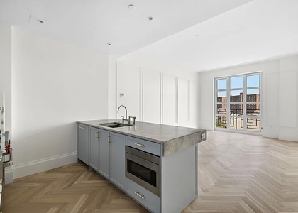 250 E 21st Street - Photo 1