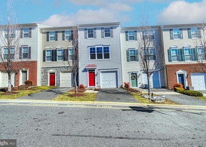 105 Lantana Lane - Photo 1