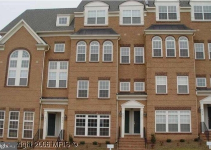 9532 Walker Way - Photo 1