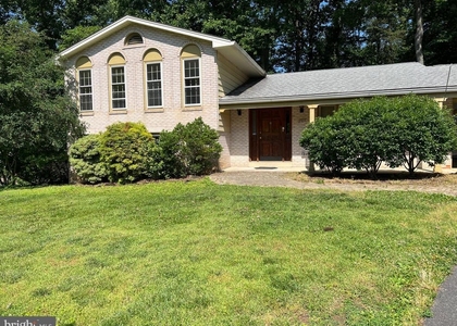 8523 Tysons Court - Photo 1