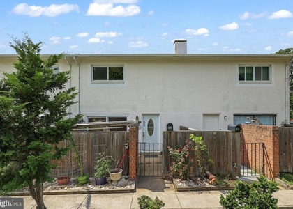 609 Jefferson Street - Photo 1
