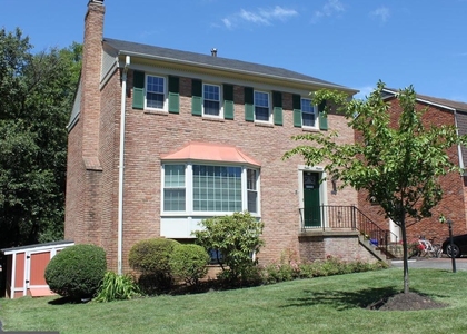 1214 Colonial Road - Photo 1