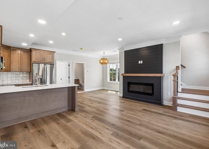 23 Christman Street - Photo 1