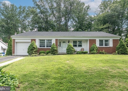 1744 Lark Lane - Photo 1