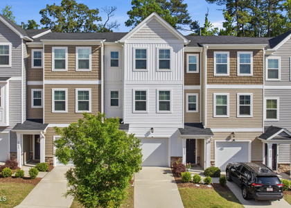 2524 Laurel Valley Way - Photo 1