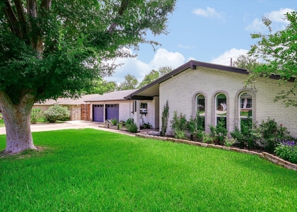 11711 Three Oaks Trl - Photo 1