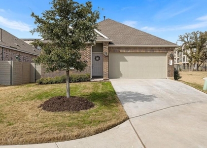 104 Blue Blaze Trl - Photo 1