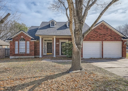811 Canyon Bend Rd - Photo 1