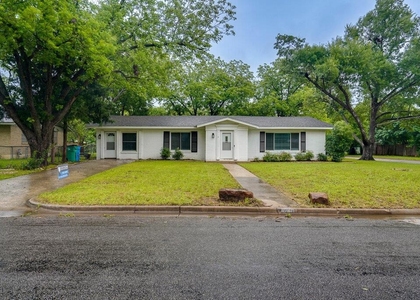1800 Grace St - Photo 1