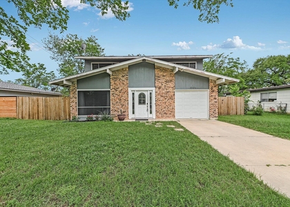4904 Creekline Dr - Photo 1