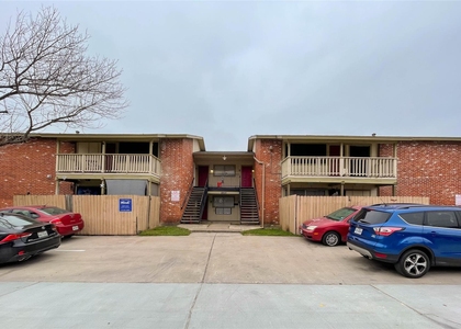 8907 Parkfield Dr - Photo 1