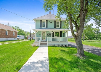 310 Godfrey Avenue - Photo 1