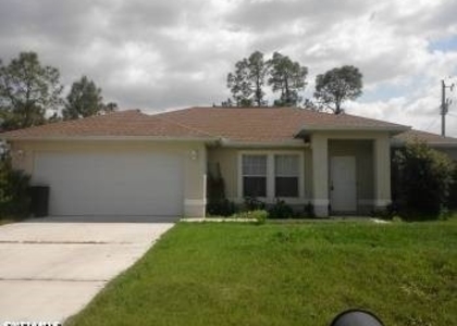 1407 W 10th Street - Photo 1