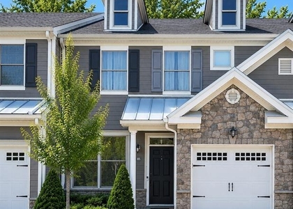 1805 Whitney - Photo 1