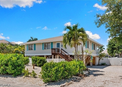 324 Waterleaf Court - Photo 1
