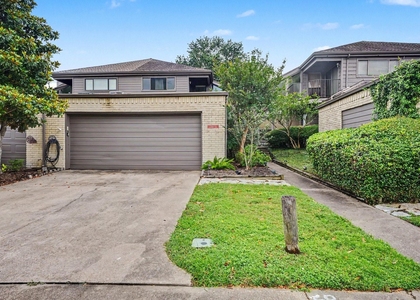 18242 Lakeside Lane - Photo 1