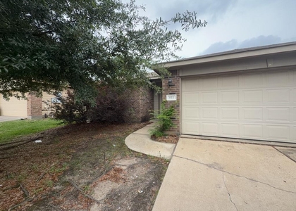 811 Lovebug Lane - Photo 1