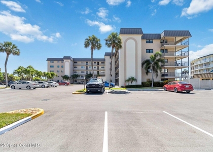 4100 Ocean Beach Boulevard - Photo 1
