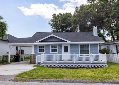 6906 N Lynn Avenue - Photo 1