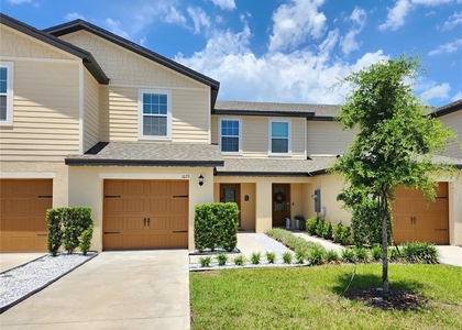 1679 Wynford Circle - Photo 1
