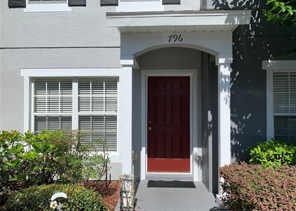796 Shropshire Loop - Photo 1