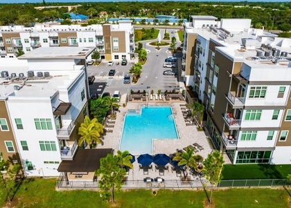 1185 S Pinellas Avenue - Photo 1