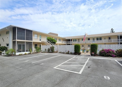 509 W Venice Avenue - Photo 1