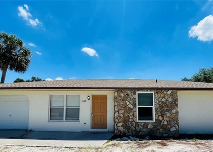 1506 Dewitt Street - Photo 1