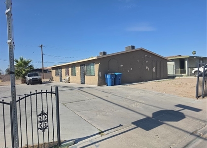 1809 Putnam Avenue - Photo 1