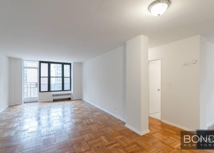 East 35th Street - Photo 1