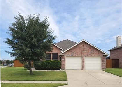 5750 Crestwood Drive - Photo 1