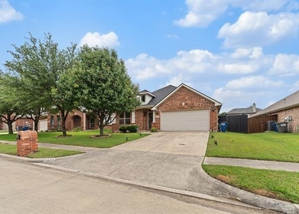 2616 Pine Trail Drive - Photo 1