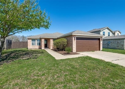 312 Stanford - Photo 1