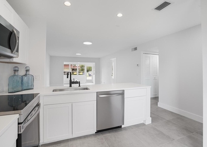 737 Nantucket Circle - Photo 1