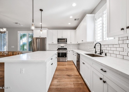 3030 N 38th Street - Photo 1