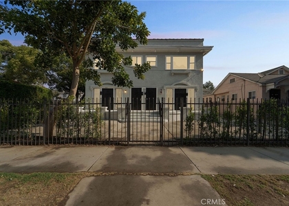 875 W 41st Drive - Photo 1