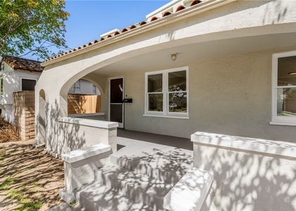553 N Pine - Photo 1