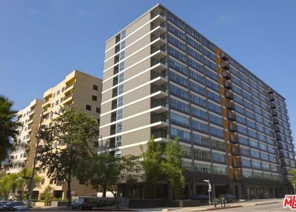 3460 W 7th Street - Photo 1
