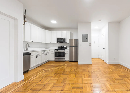 624 West - Photo 1