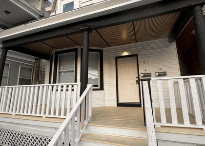 31 Bertha Street - Photo 1