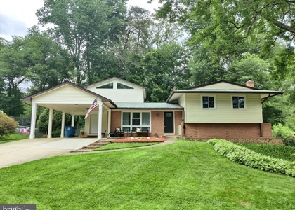 11106 Del Rio Drive - Photo 1