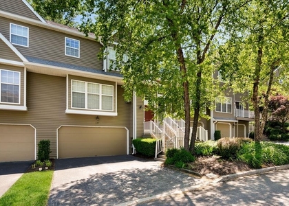 137 Weybridge Drive - Photo 1