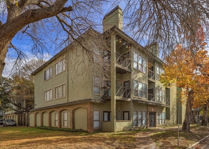 807 W 25th St - Photo 1
