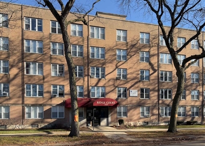 7333 N Ridge Boulevard - Photo 1