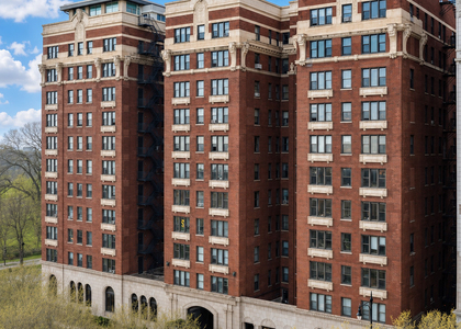 5300 S Shore Drive - Photo 1