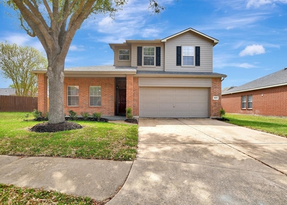 4423 Garden Ridge Court - Photo 1