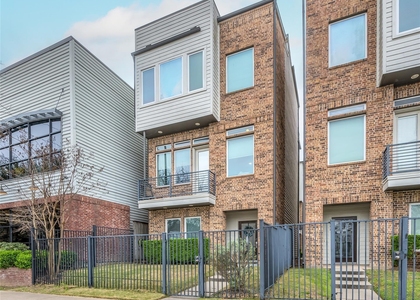 1907 Houston Avenue - Photo 1