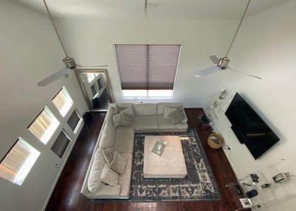 3002 Commerce Street - Photo 1